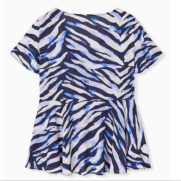 Top - Picture 2 of 5